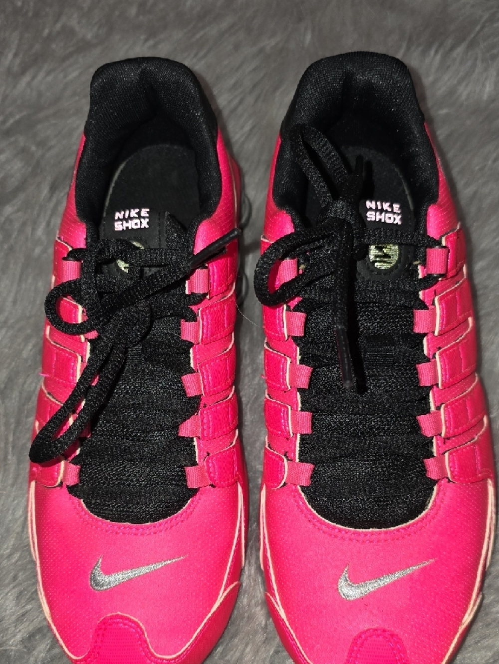 Nike Shox Athletic Shoes Pink and Black-youth - Picture 2 of 5